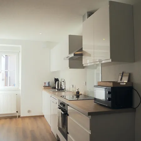 L'echappee Belle Proche 